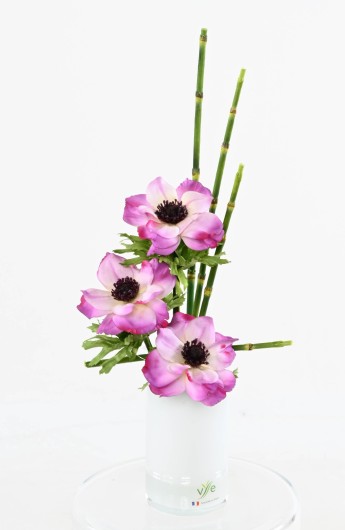 MAUVE ANEMONE BOUQUET